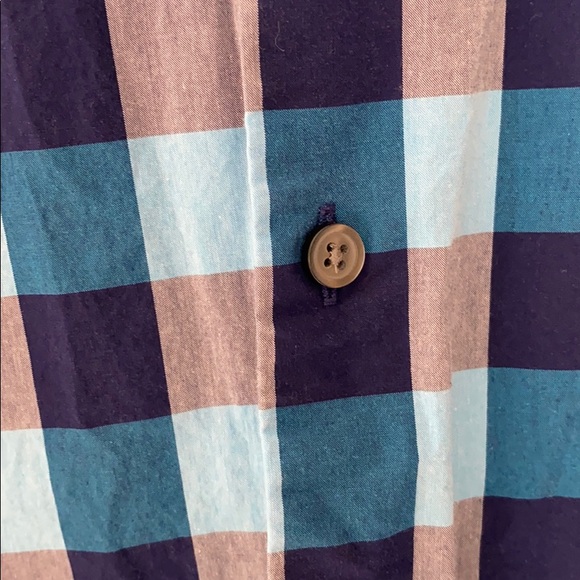 Men’s Plaid Button Down Dress Shirt - Picture 4 of 4